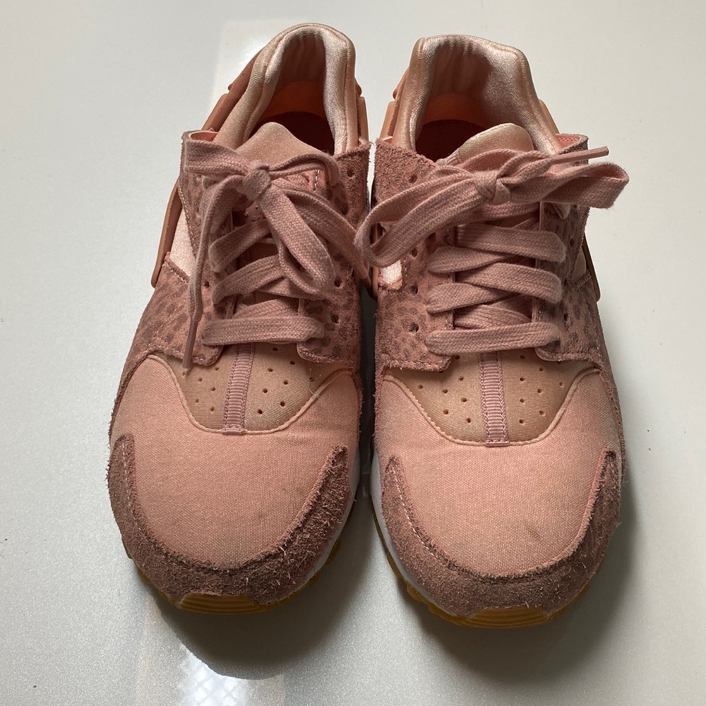 nike huarache 7 pink leopard